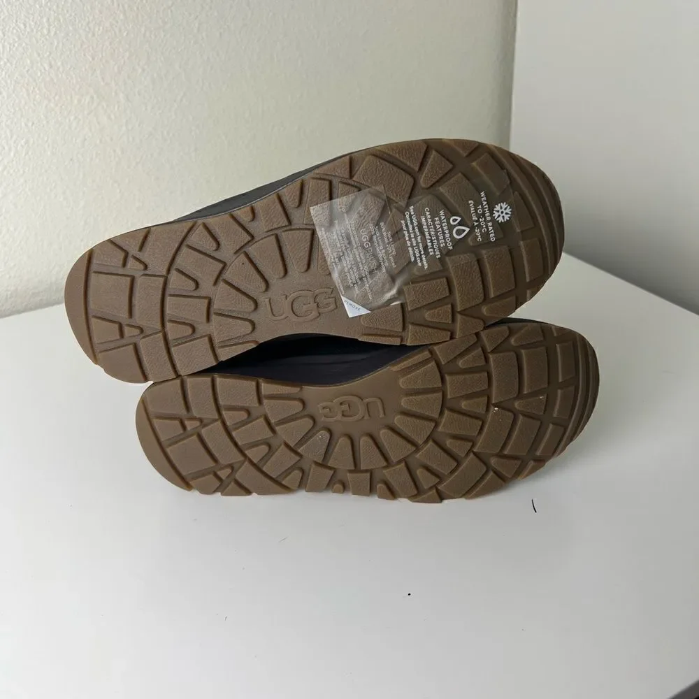 Ugg Bellemore Weather size 4 Kids